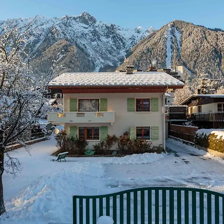 木屋 Edelweiss - Year