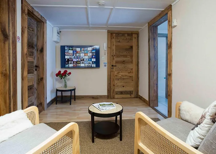 Edelweiss - Year Chalet Chamonix